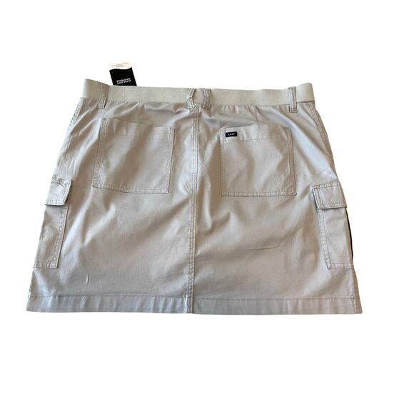 Cargo Skort Mid Rise by Lee Gray Women's Plus 18 M. NWT - Picture 2 of 6